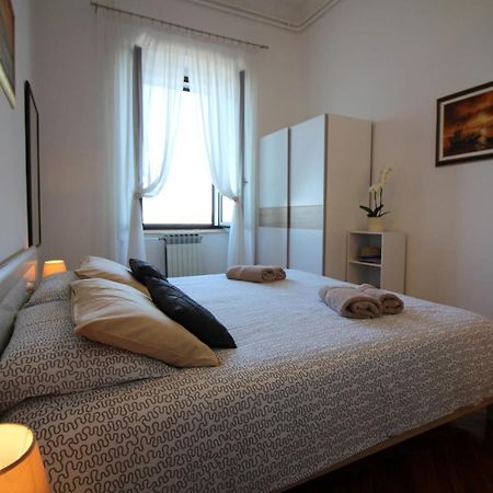 Apartment Old City Porec Esterno foto